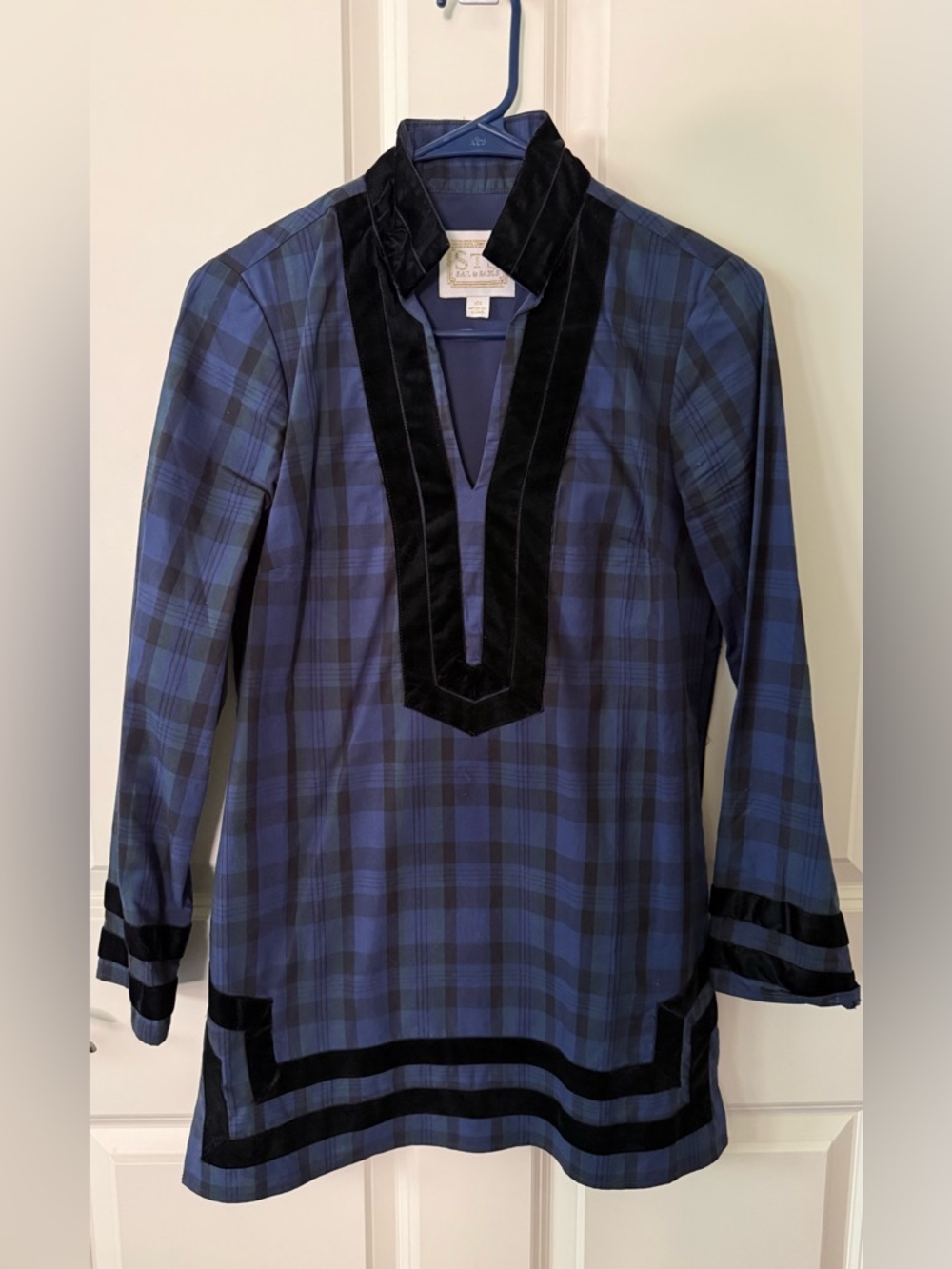 Sail to Sable black watch plaid tunic top with Black Velvet Collar, XS.